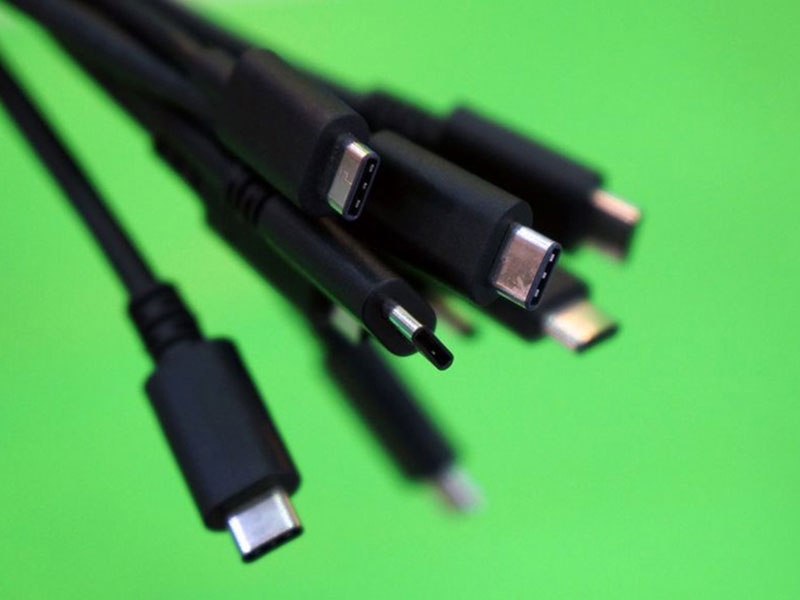 استاندارد USB 4 از مزایای تاندربولت ۳ بهره می‌برد.